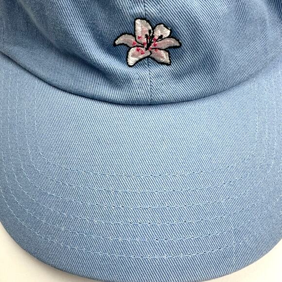 Vineyard Vines Blue Kentucky Bow Back Derby Hat - Picture 2 of 6